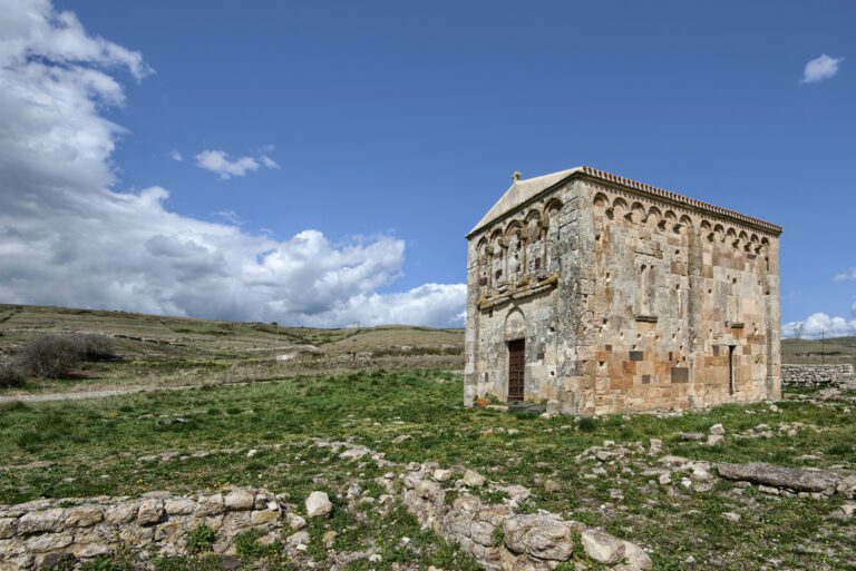 Chiesa romanica San Nicola di Trullas, photo 6