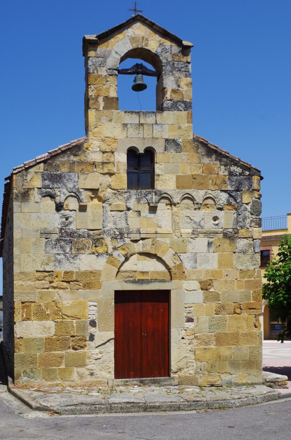 Chiesa di San Leonardo, Masullas